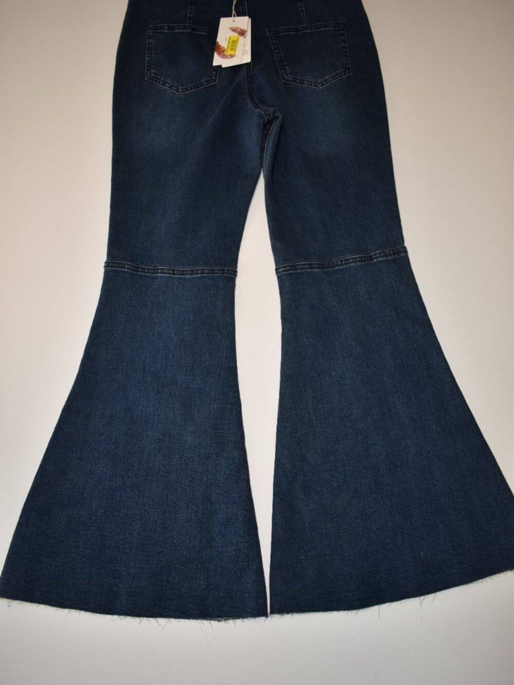 NWT C&V Jeans Youth Girls Flare Leg-Hippie-Wide Bottoms-Stylish-Size Lrg 12/14 - Picture 5 of 6